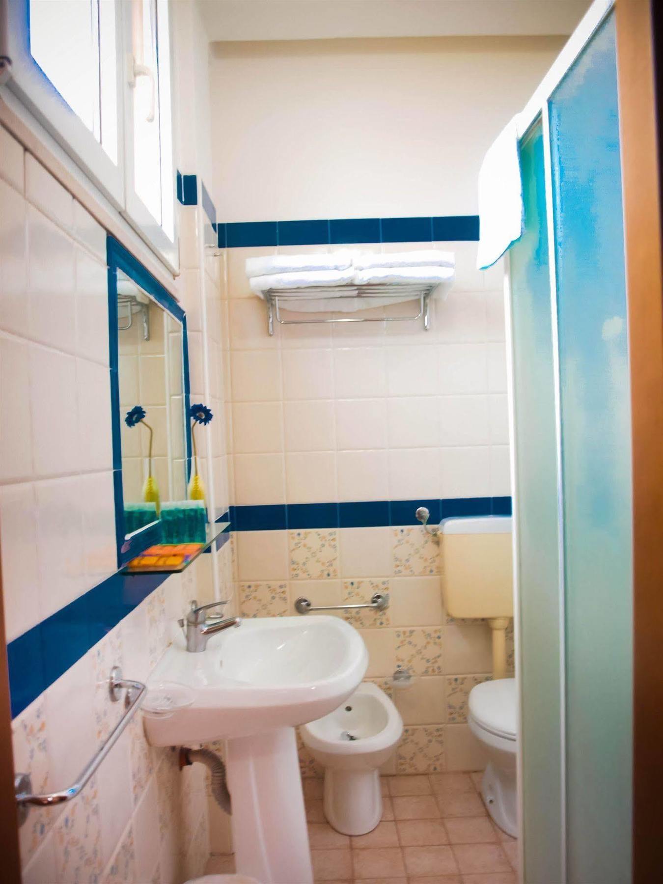 Residence Auriga Римини Екстериор снимка